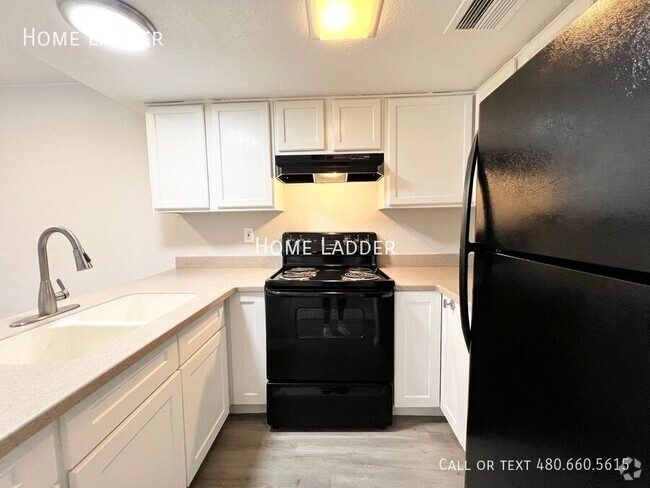 Building Photo - 4959 S Park Ave Unit 104 Rental