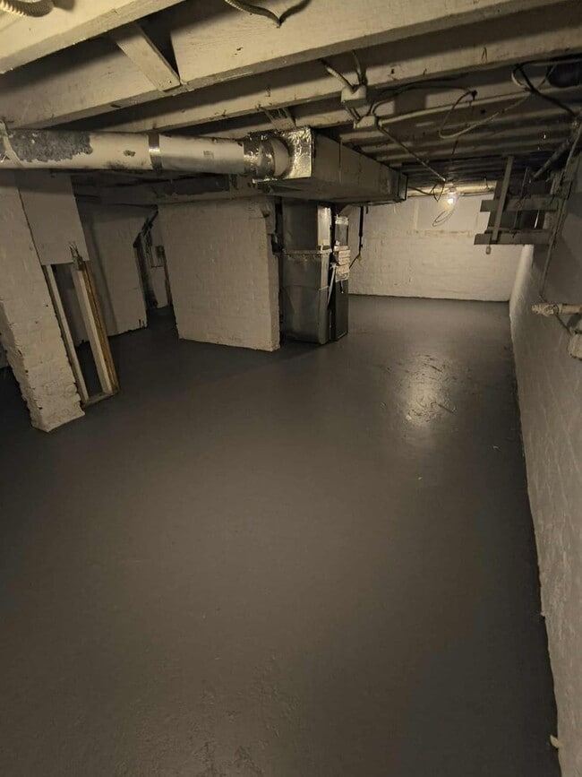 Photo - Cute 3 Bedroom Fully Renovated House in We...