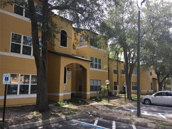 4512 Commander Dr Unidad 1725