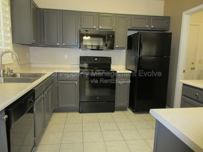 Photo - 1560 W Cindy St