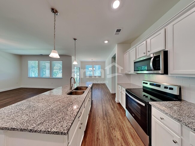 Photo - 209 Rivulet Dr