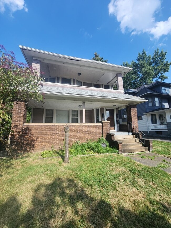 Building Photo - 126th,E.2681 Unit 1 Rental