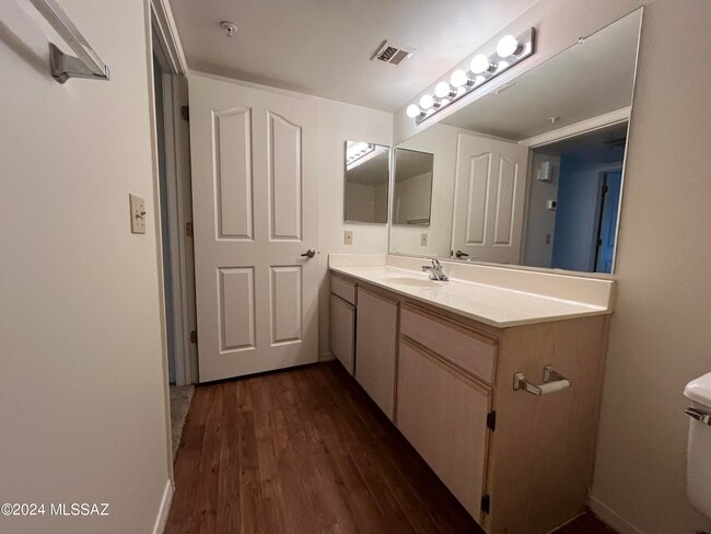 Photo - 5751 N Kolb Rd Unit 5105