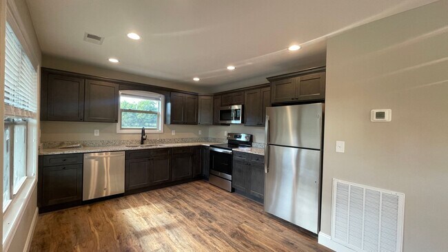 Photo - 3883 Holders Grove Rd