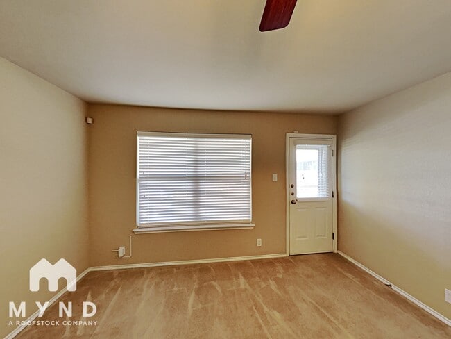 Photo - 114 Arcadia Pl