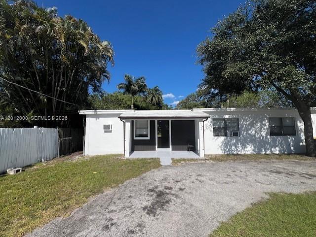 Photo - 4548 SW 33rd Ave Unidad M