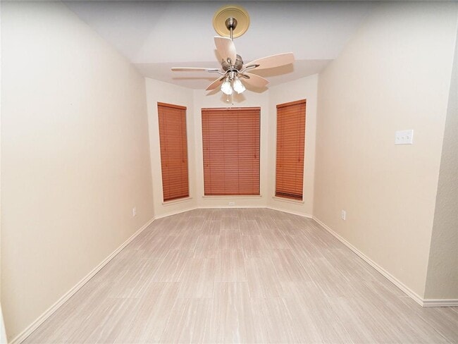 Photo - 1161 Kentra Dr