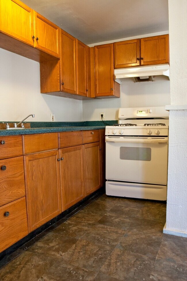 Photo - brockhur Unidad C