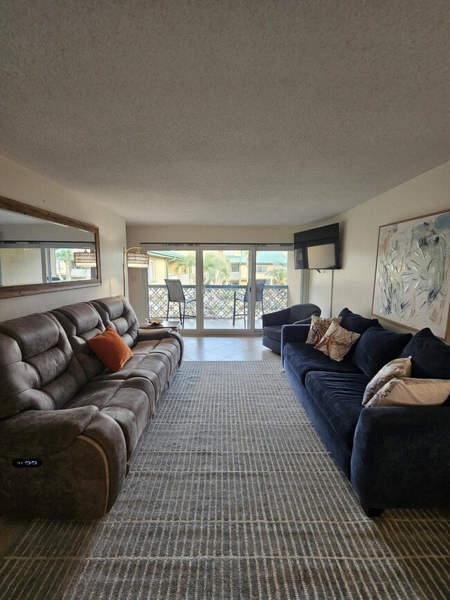 Photo - 1530 Miracle Strip Pkwy SE Unidad 202C