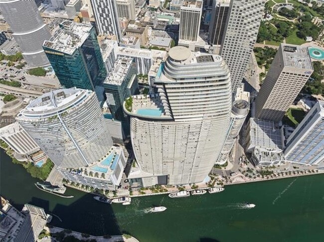 Photo - 300 Biscayne Blvd Way Unidad 300 Biscayne Boulevard Way  5207W