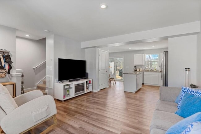 Photo - 11 Tidworth Dr