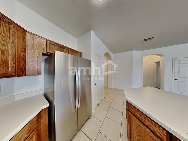 Photo - 15017 W Bloomfield Rd