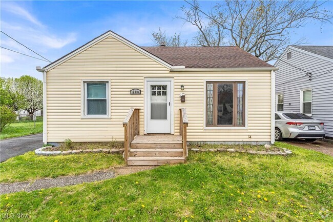 Building Photo - 12804 Kirton Ave Rental
