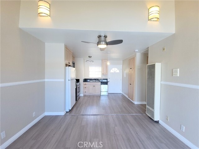 Building Photo - 1201 Belmont Ave Unit 302