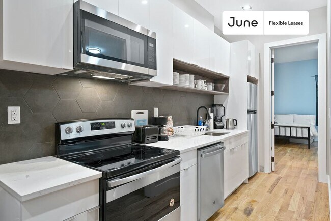 Photo - Trendy Private ROOM in Bedford-Stuyvesant Unidad 2