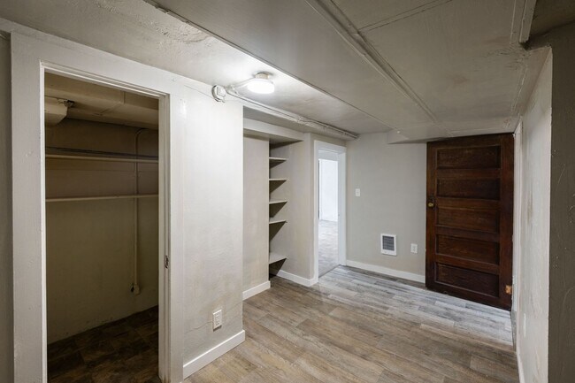Photo - W347IL Unit Basement B