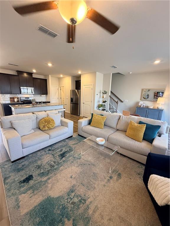 Photo - 282 Timberland Ave