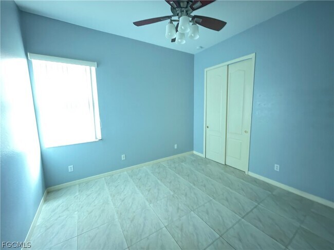 Photo - 3023 Lake Manatee Ct