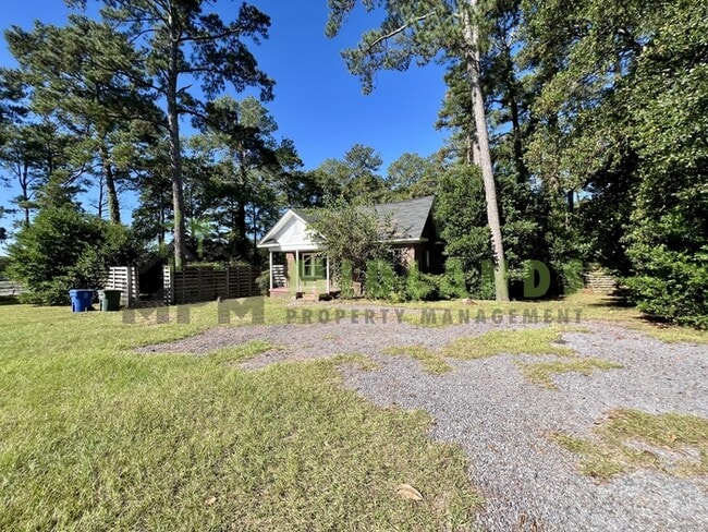 Photo - 3202 Belvedere Dr