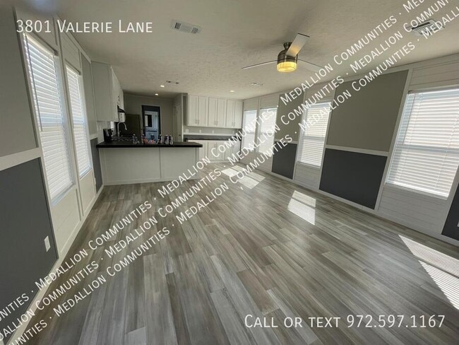Building Photo - 3801 Valerie Ln