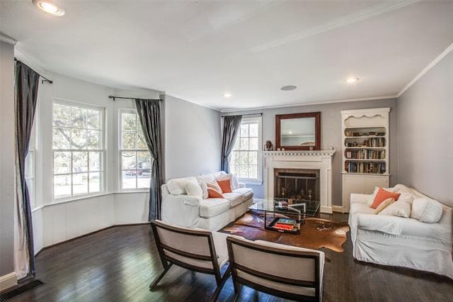 Photo - 6840 Lorna Ln