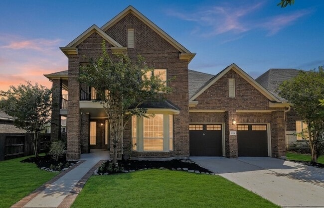 Building Photo - 16706 Chestnut Square Dr