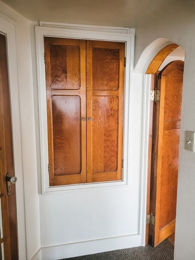 Photo - 820 Bellevue Ave Unit 4