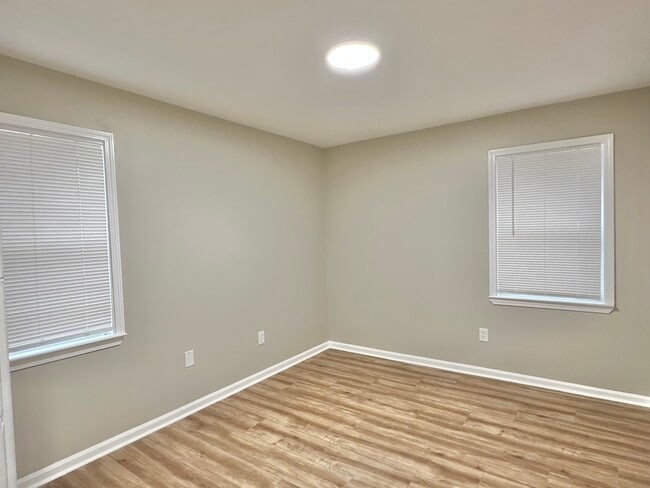 Photo - 3756 Vanderwood Dr