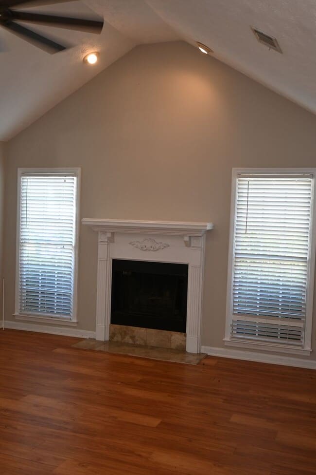 Photo - NE-Columbus-3 Bedrooms & 2 full Baths-Move-In Ready