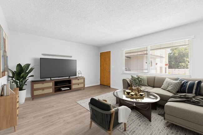 Photo - Huntington Villas