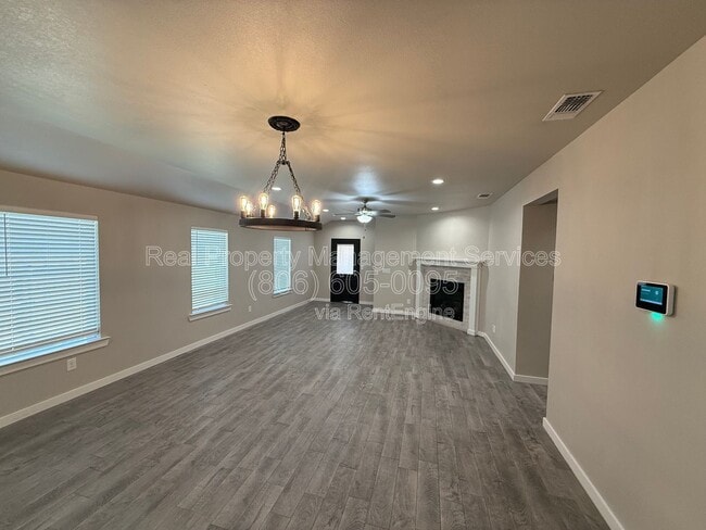 Photo - 2903 134th St