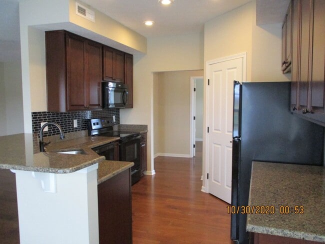 Building Photo - Village at Olentangy Crossing 0081 Unit 465 RERED