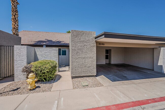 Photo - Central Phoenix Remodeled Townhome Oasis –...