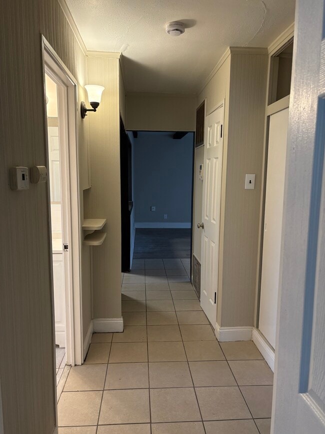 Photo - 9835 Duke Dr