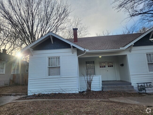 Building Photo - 1206 S Rockford Ave Unit 1206 Rental