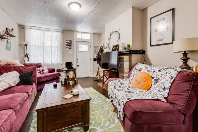 Photo - 406 Kingsboro St Unit Apt 1