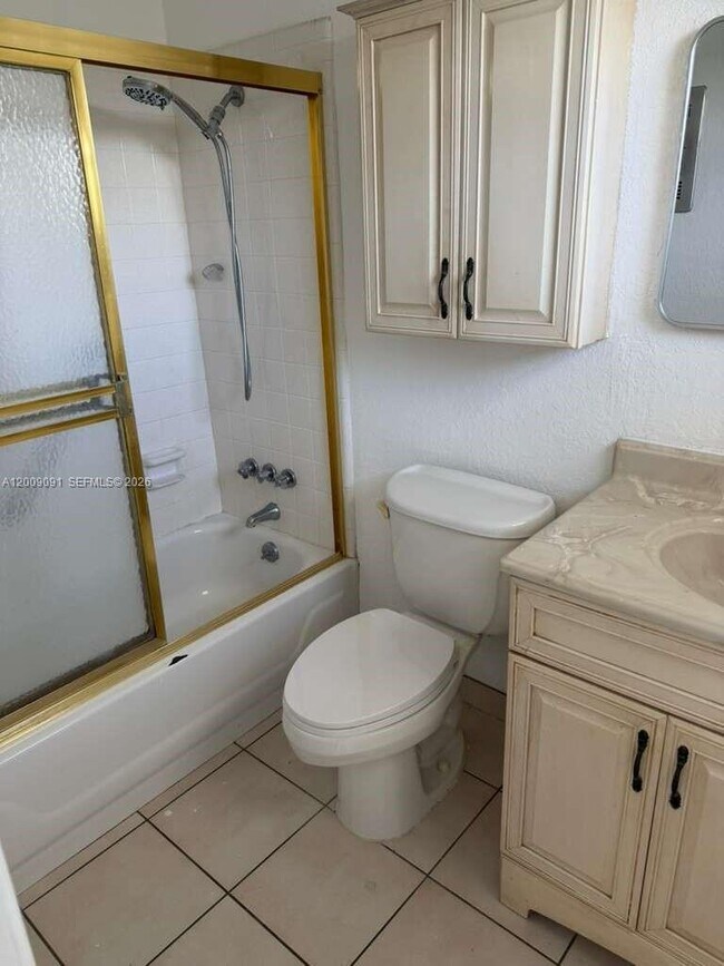 Photo - 609 NE 6th Ct Unit F