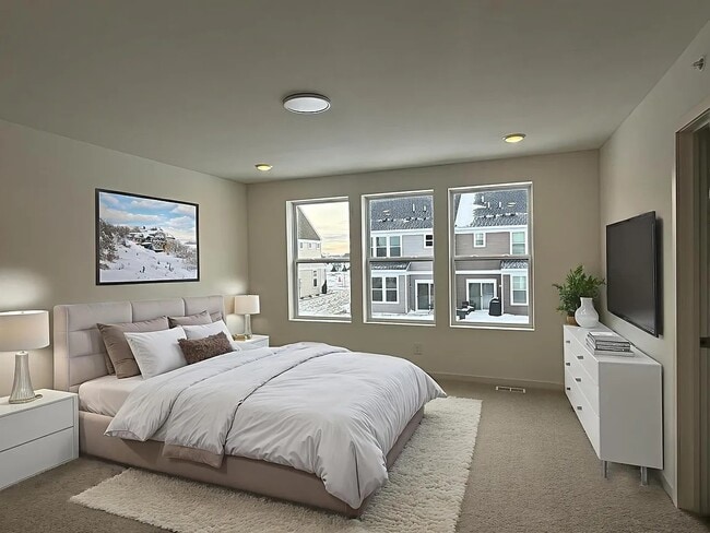 Photo - 4748 Airlake Curv