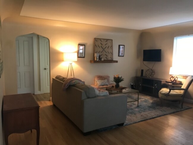 Photo - 1150 S Jackson St