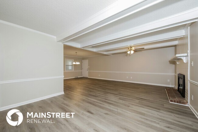 Photo - 183 Scottsdale Ln