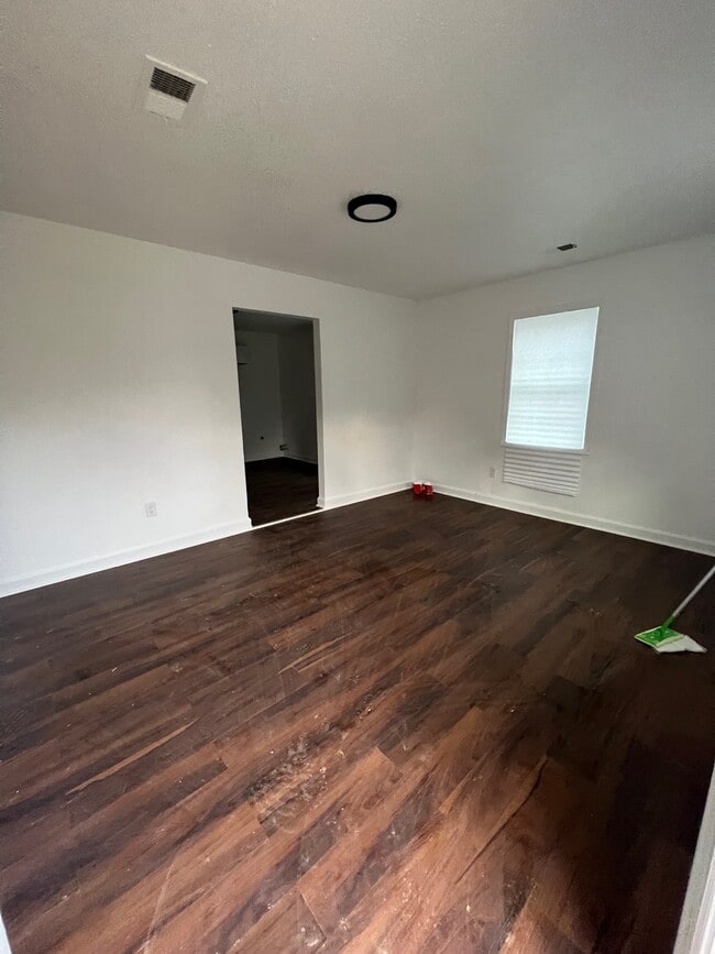 Photo - 388 Fitzgerald Dr