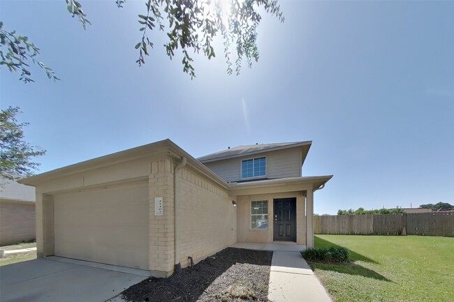 Building Photo - 21402 Palma Grove Way