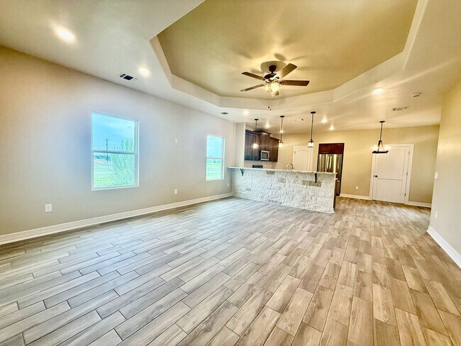 Photo - 1075 County Rd 678 E