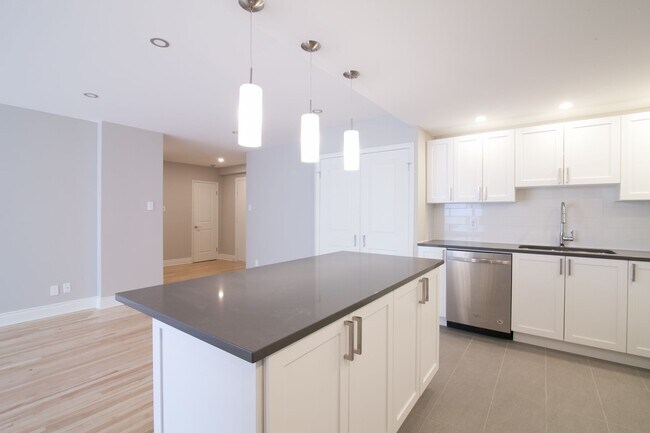 Photo - 3495 Rue de la Montagne Unité 405