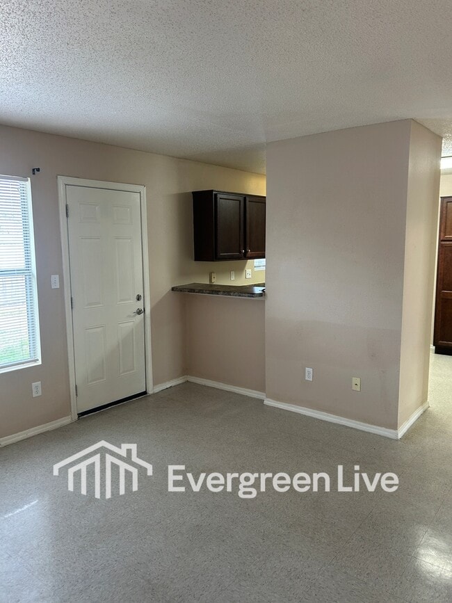 Photo - 50 Callan Ct