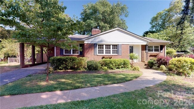 Building Photo - 1426 Bevis Dr