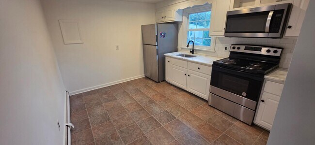 Photo - 146 Walnut St