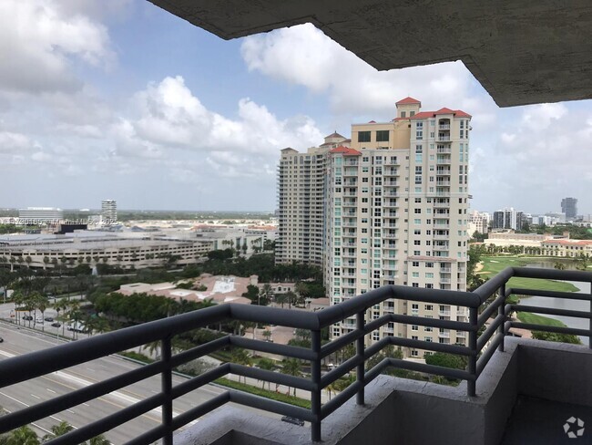 Building Photo - 3300 NE 191st St Unit 1806 Rental