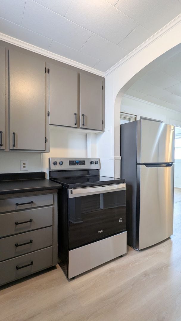 Building Photo - 3 Crosby St Pl Unit 3-1 Crosby St Place