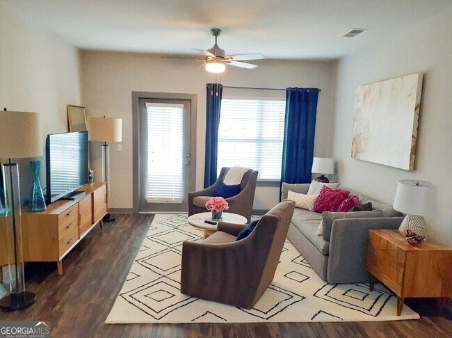 Photo - 2080 One White Oak Ln Unit 4305